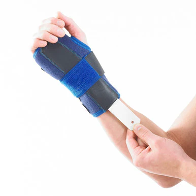 Neo G Stabilized Wrist Brace - Right - Image 4