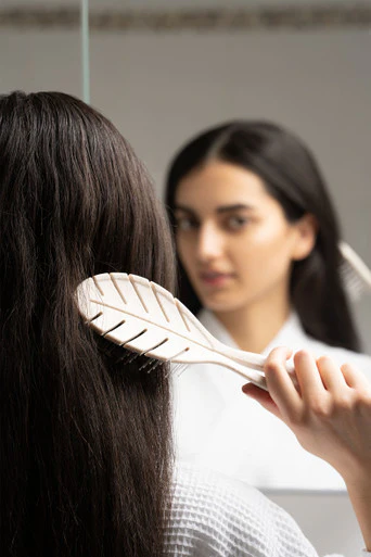 So Eco Detangling Leaf Brush - Image 2